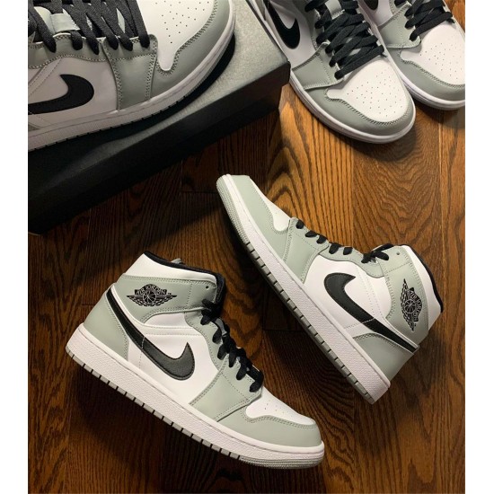 Stockx Air Jordan 1 Mid Light Smoke Grey Black White 554724 092 AJ1 Sneakers